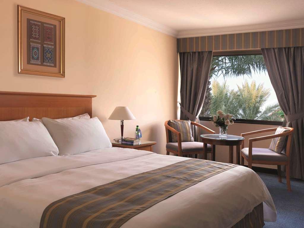 Radisson Blu Hotel, Yanbu Extérieur photo